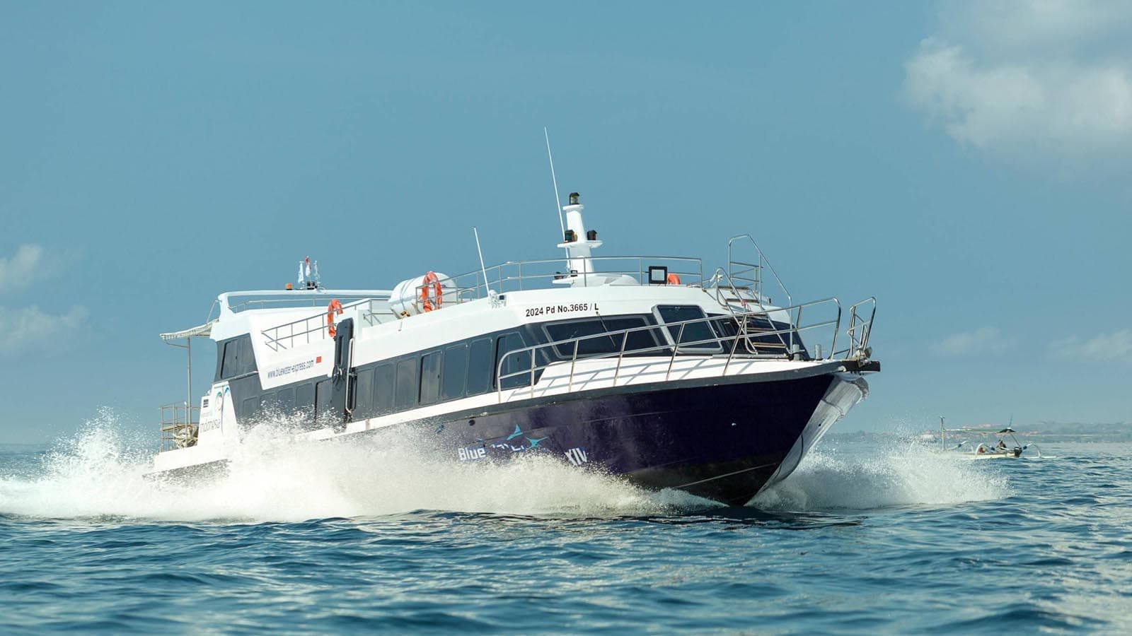 Fast boat