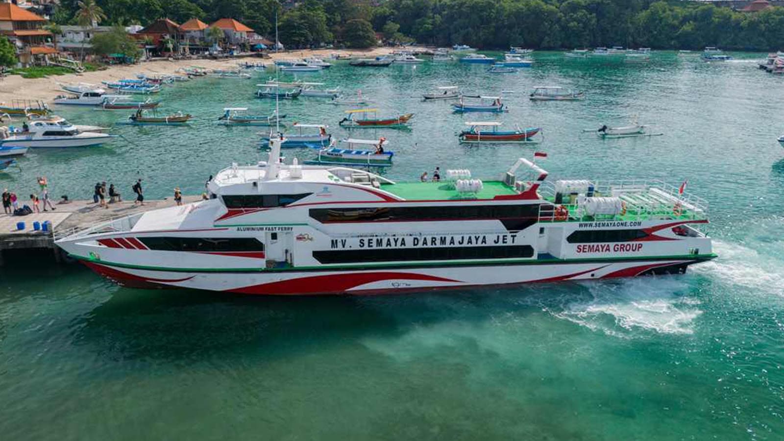 Fast boat