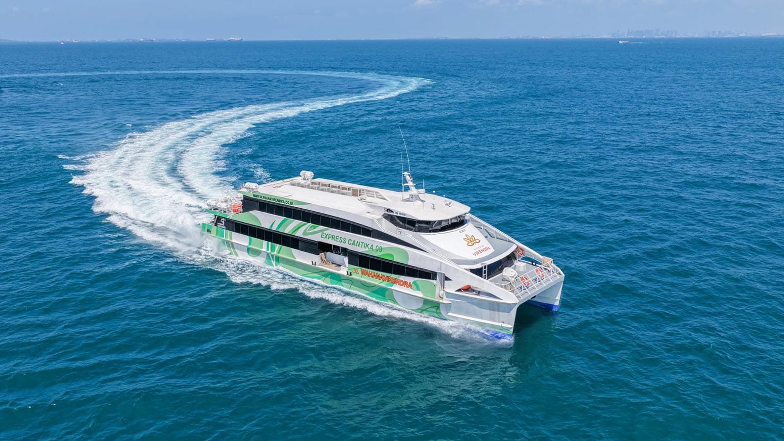 Fast boat